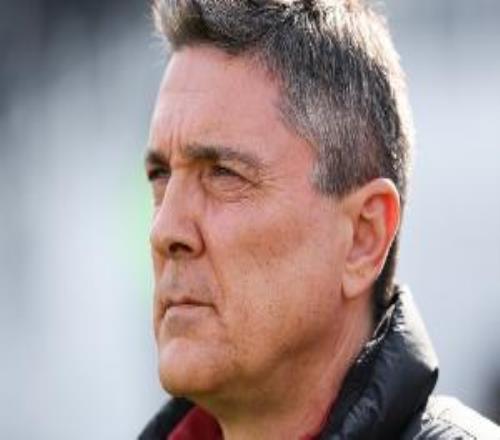 足球报：如无意外安东尼奥将沿用532，拼下三分基本有望锁定头名