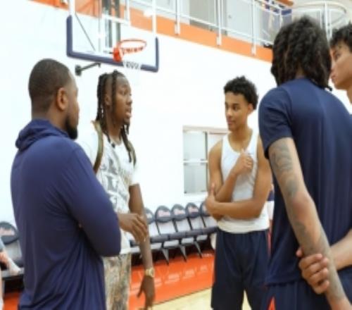 多苏穆：伊利诺伊训练设施比多数NBA球队好只有快船勇士可能更强