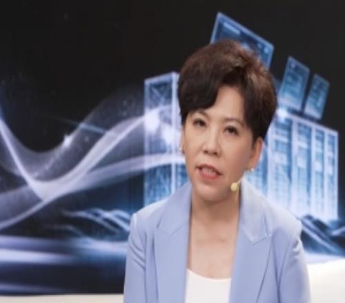 邓亚萍：蒯曼今天的发挥简直神勇，这场比赛双方打得都非常好