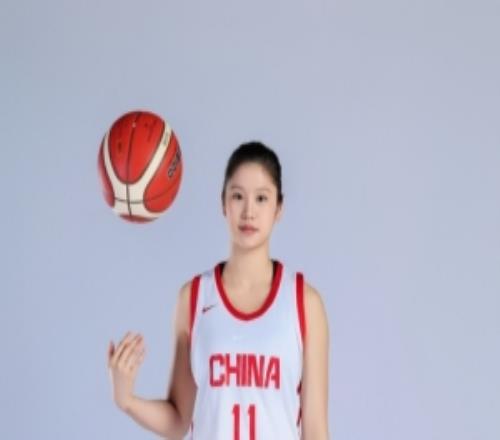 不在状态！李沅珊9投仅2中拿9分2板三分3中0