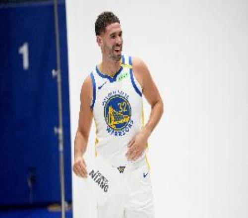 外线没手感！尼昂勇士首秀6投2中&三分3中0拿到4分2篮板