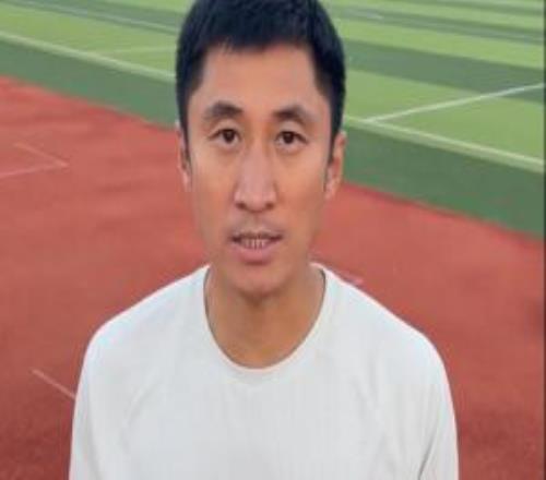 自律！47岁马宁中等强度训练：2000米热身，6组折返跑，总跑动6km