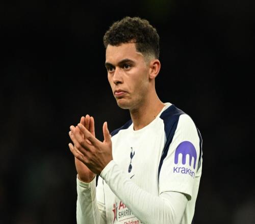 热刺约翰逊：渴望争夺更多奖杯是我选择水晶宫的原因之一