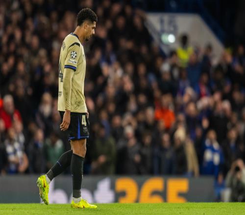 世体：阿劳霍随队训练多日，俱乐部耐心十足无人催促他尽快回归