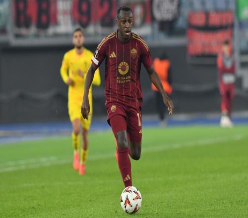 斯基拉:坎塞洛将离队,利雅得新月有意罗马边卫阿卜杜勒哈米德