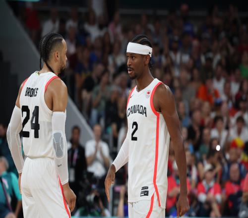 SGA：狄龙非常有礼貌很亲切没有架子是我遇到过的最佳队友之一