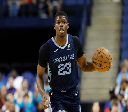 不在状态！11号秀科沃德10投仅2中拿到5分7板5助正负值29最低