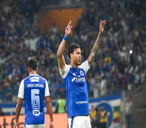 记者：弗拉门戈报价克鲁塞罗中锋若热，总价值3200万欧+10%二转