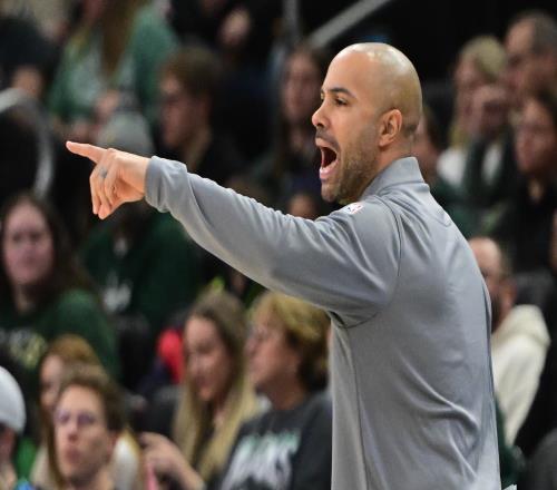 本场球队出手29次三分！篮网主帅：出手次数不够应该要投3538次