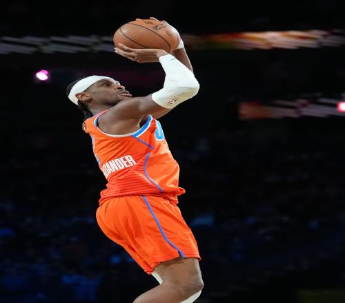 孙悦：相比得分王亚历山大更看重总冠军我欣赏他打球的气质