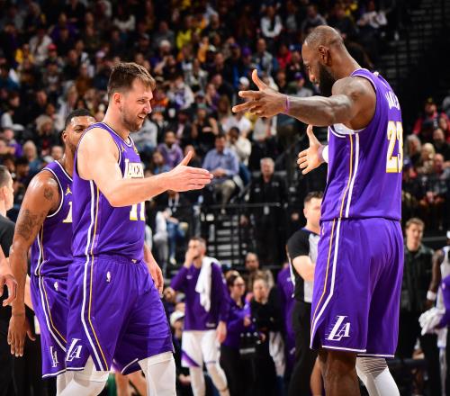 雷迪克：老詹卢卡打法鲜明小里回归后球权分配是需要解决的问题