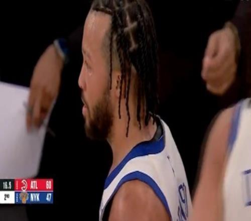 挺尴尬的！布伦森最后一攻一通指挥八秒违例没过半场