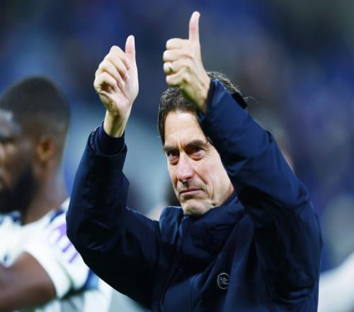 弗兰克：热刺现在要拼命奔跑才能挺过去，正尽一切努力改善阵容