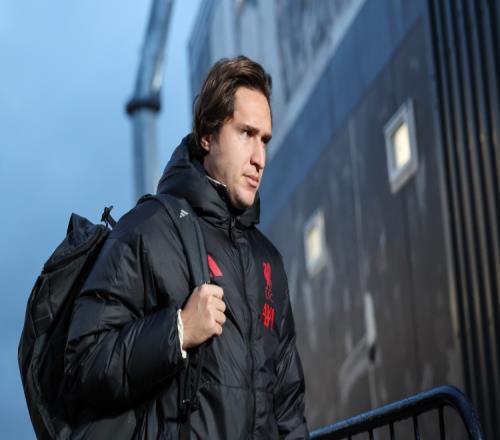 米体：尤文图斯在观望签回基耶萨的可能性，球员也愿意回归