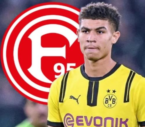 记者：德乙杜塞有意多特21岁中锋保利纳，后者想为库拉索踢世界杯