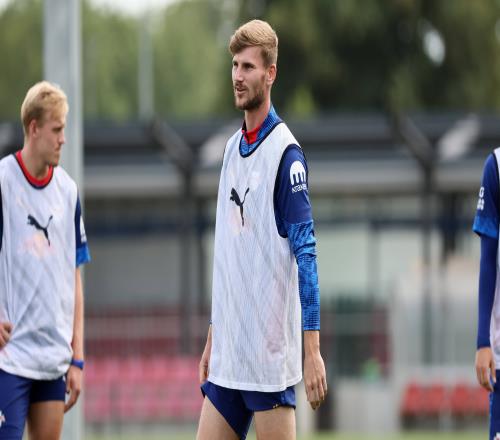 莱比锡冬训日程：无比赛+4堂公开训练课，坎普尔因个人原因缺席