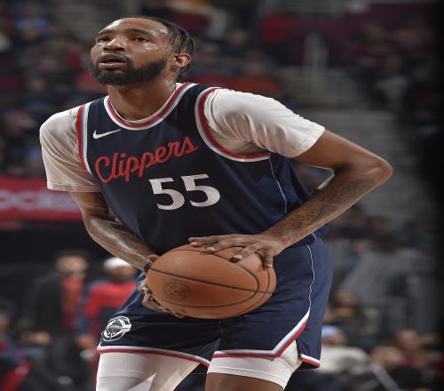 再添助力！Shams：快船前锋小琼斯明日战活塞复出！