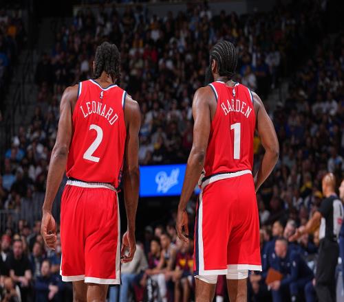 超级攻防表演！近50年来单场55+10板+5断的球员：哈登、小卡