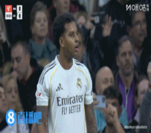 第20分钟，贡萨洛头球首开纪录