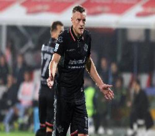 宝刀不老！38岁瓦尔迪进个人五大联赛第150球，116球在30岁后打进