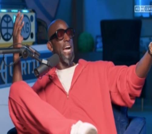 加内特：三分球会让人变懒现在没人全力冲击篮下了也很少见隔扣