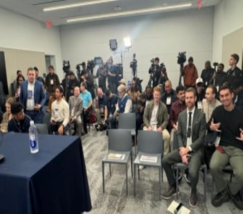 吹羊效应！名记：三天前奇才媒体室就5个人今天人满了