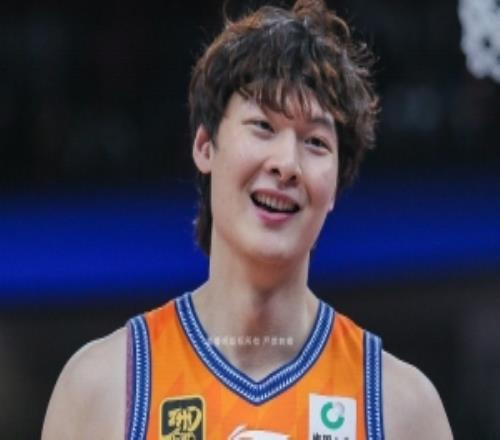 CBA常规赛第12轮最佳阵容：王哲林威尔逊王俊杰莫兰德王岚嵚