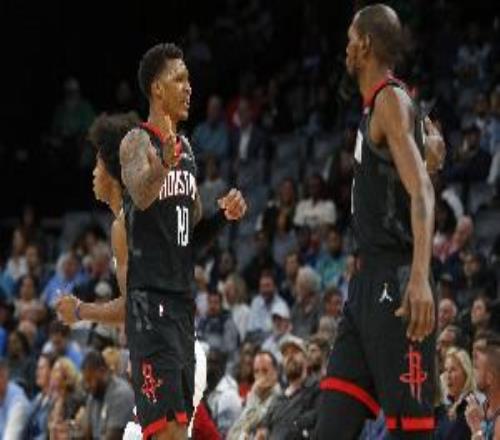 杨健调侃：休赛期一起练现在就这表现我估计KD不想和小贾说话了