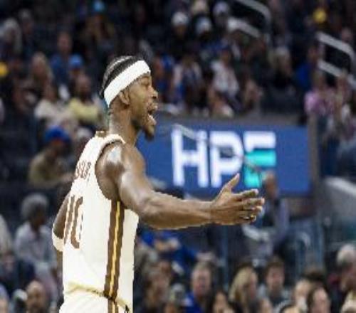 战意十足！巴特勒10中6拿15分6板6助&正负值+20狂抢4个前场板