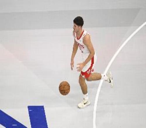 外线哑火！火箭半场三分14投仅2中命中率只有14.3%