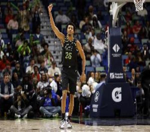 表现让人心动！墨菲24中13砍35分8板4助3断三分16中7&第三节15分