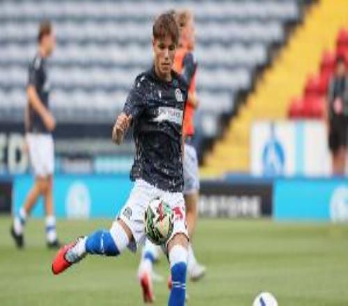 太阳报：曼联加入布莱克本小将泰洪争夺战，将与阿森纳竞争