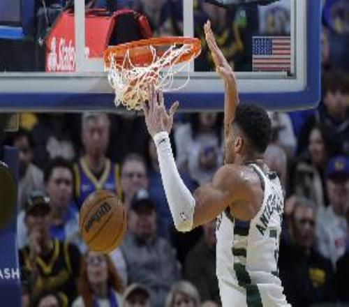 还没投丢一个！字母哥单打犀利半场6中6拿到12分&填满数据栏