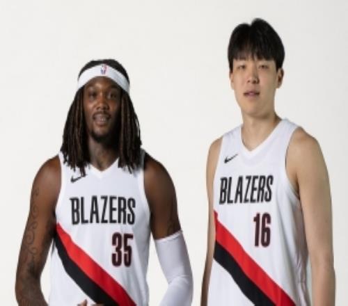 拓媒：打双塔时罗威被调离篮下杨瀚森篮板被对手抢爆了