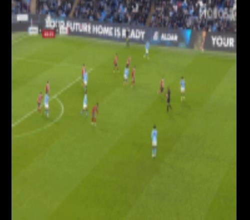 无缝衔接！塞梅尼奥首秀助攻，刘易斯破门，曼城50领先