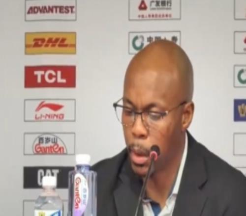 广州主帅：从开始防守就做得很好投篮也在状态要特别表扬霍勒迪