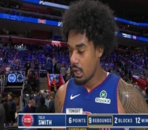 这位又是托卢史密斯半场9篮板生涯新高4中1拿到6分2断2帽