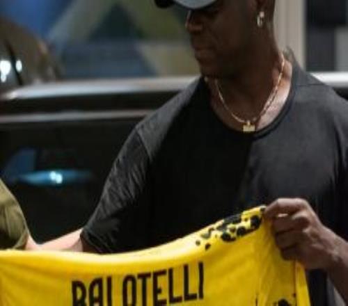 巴神来了！罗马诺：35岁巴洛特利将在本周末与阿联酋伊蒂法克签约