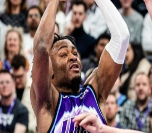 爵士半场落后39分！雷记提醒：历史纪录是雷霆惨败灰熊73分