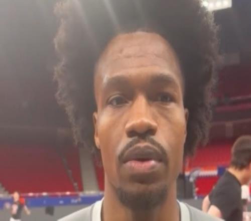 古德温：球队的默契水平差不多到了七八成总体来说越来越好了