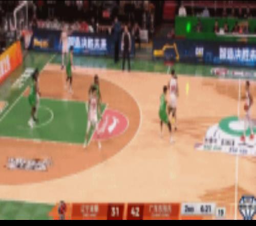 无敌了！奎因又是连中三分球打停辽宁个人8中8砍20分