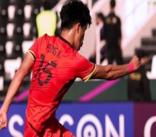 MVP表现！彭啸打入制胜球战胜澳大利亚，防守端贡献10次解围！