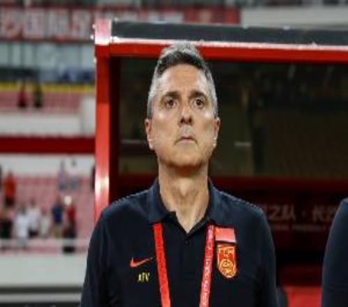 津媒：U23国足战澳大利亚以防守为主，安东尼奥可能会更加保守