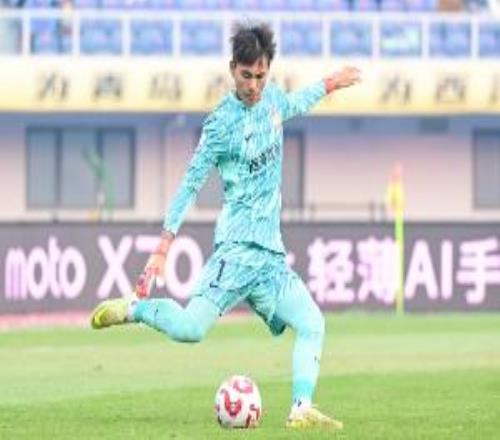 小伙完美发挥！王大雷逐渐淡出国家队后，李昊能否成为主力门将