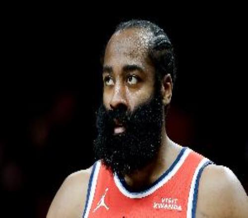 堪称灾难！哈登上半场腿脚乏力10投1中仅得5分1板4助&4失误