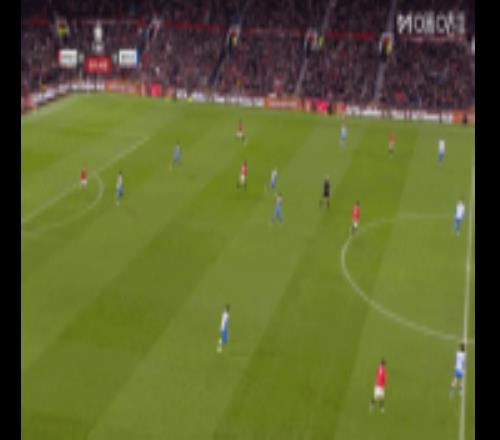 刚上来就有机会!达洛特反越位成功单刀突入禁区,可惜射门被扑