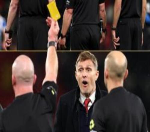 不满判罚！曼联12遭布莱顿淘汰，弗莱彻赛后找裁判理论吃到黄牌