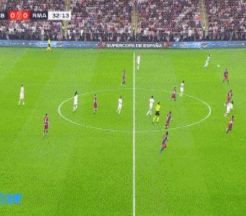 罗德里戈传球，贡萨洛加西亚单刀机会射门被扑