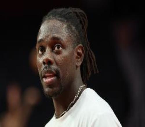 再找找状态！朱霍勒迪复出15分钟7中2拿到8分4助