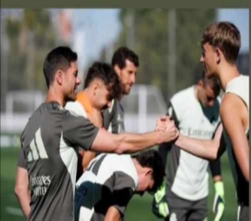 赫伊森告别阿隆索：感谢教练这段时间教我的一切，祝未来一切顺利